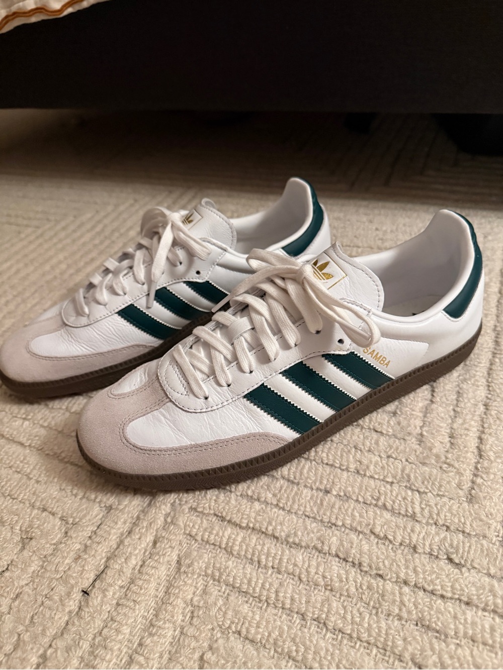 Men’s Adidas Samba Low-Top Sneakers in White with Dark Green Stripes